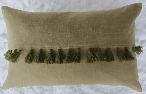Pack_of_2_Pieces_Cotton_Green_Merit_Cotton_Tassel_Collection_Cushion_and_Pillow_Cover_for_Living_Room_and_Bedroom