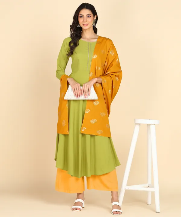 Parrot_Women_Anarkali_Kurti_With_Foil_Print_Dupatta