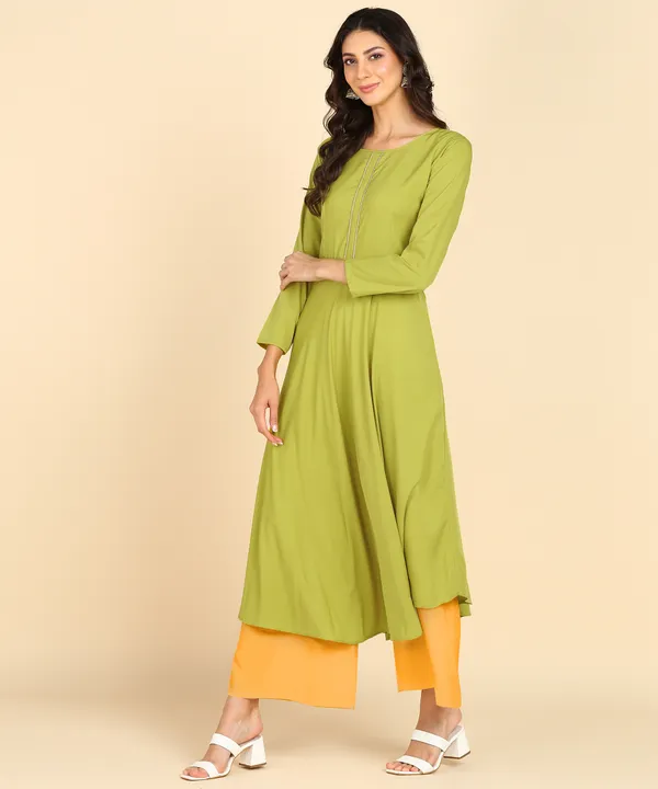 Parrot_Women_Anarkali_Kurti_With_Foil_Print_Dupatta