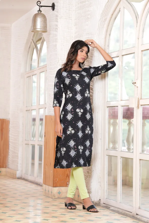 Brown_Women_Printed_Straight_Kurti