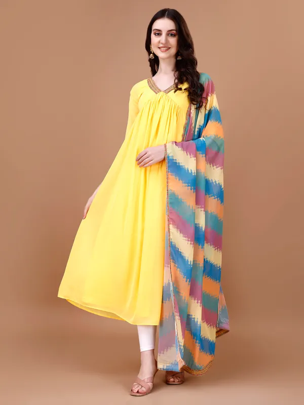 Yellow_Kurta_With_Leriya_Dupatta