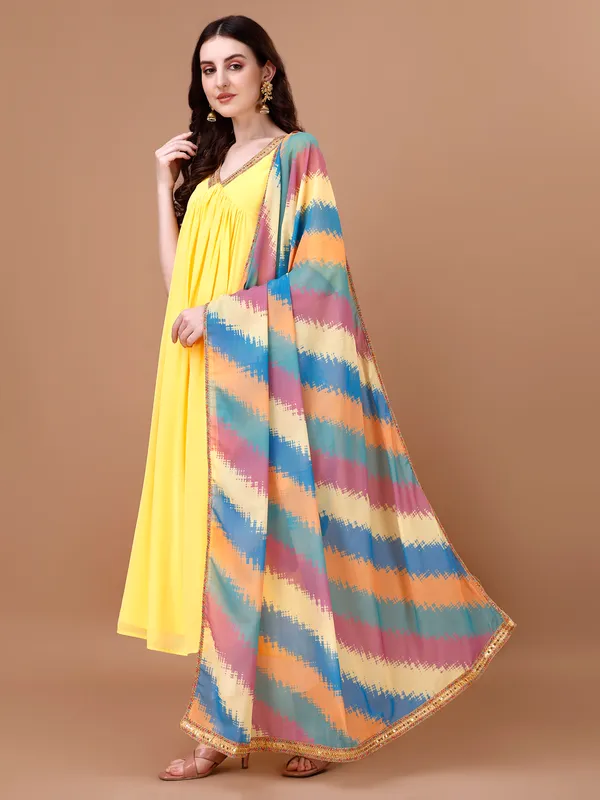 Yellow_Kurta_With_Leriya_Dupatta