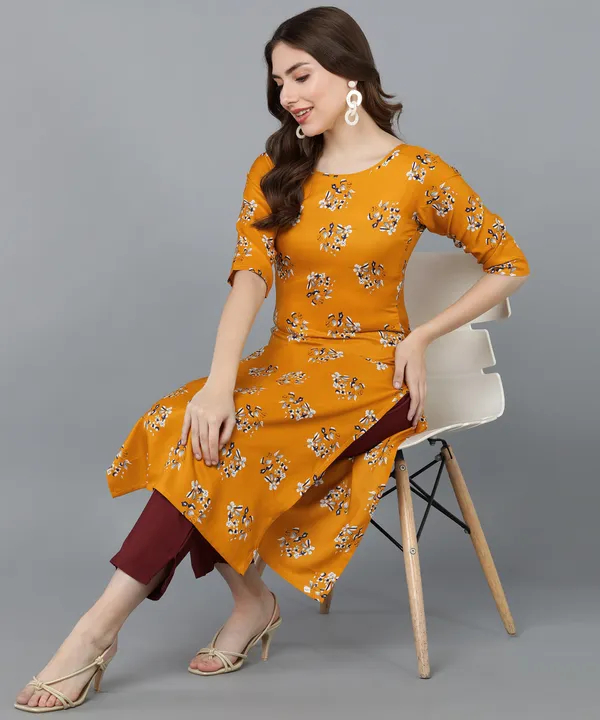 Yellow_Crepe_Printed_Kurti_With_Pant_Set