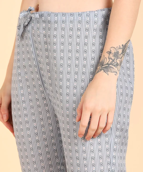 Grey_Cotton_Printed_Kurti_With_Pant_For_Women