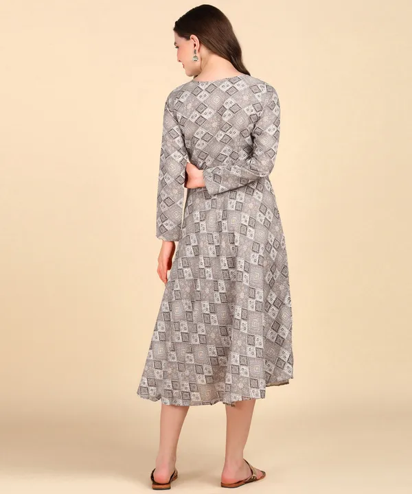Multicolor_Cotton_Printed_Round_Kurti_For_Women