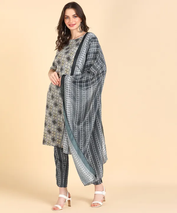 Grey_Cotton_Printed_Kurti_Pant_With_Dupatta_Set