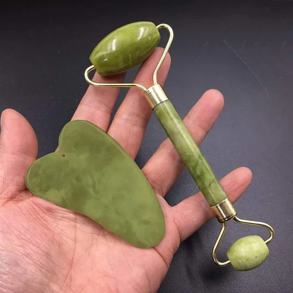 Jade_Roller_and_Gua_Sha_Set_-_Face_Roller_Massage_Tool_for_Women_Face,_Neck_and_Body_Muscle_-_Relaxing_and_Stimulating_Blood_Flow