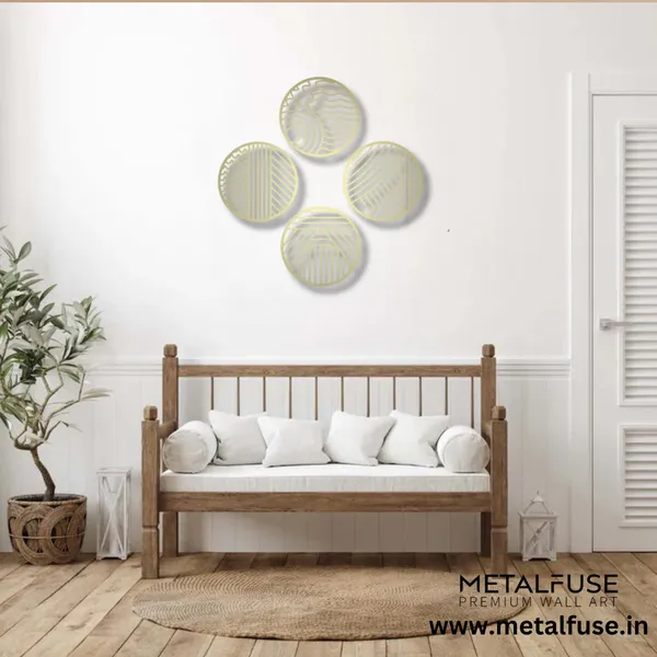Metal_Wall_Art_for_Home_Decoration__|_Modern_Circles_(4_Piece_Set)__|_Gold