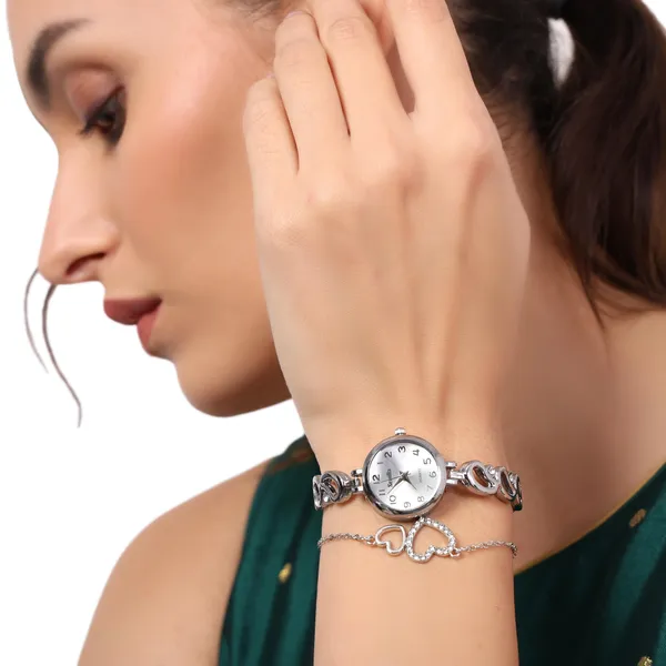Silver_Branded_Watches_For_Women_With_Bracelet_And_Anklet_Payal_Gift_Set/Gift_Combo_For_Women_And_Watches_For_Girl_(Combo_Of_3)