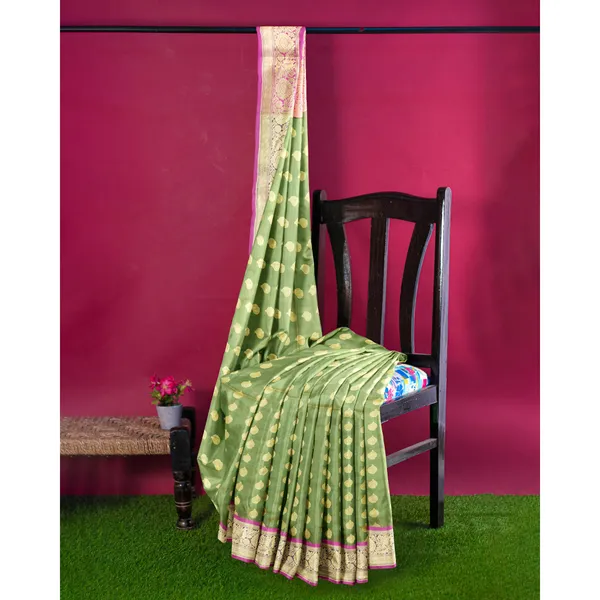 Kanjeevaram_Style_Saree_for_Women,_Fancy_All_Seasonal_Wear
