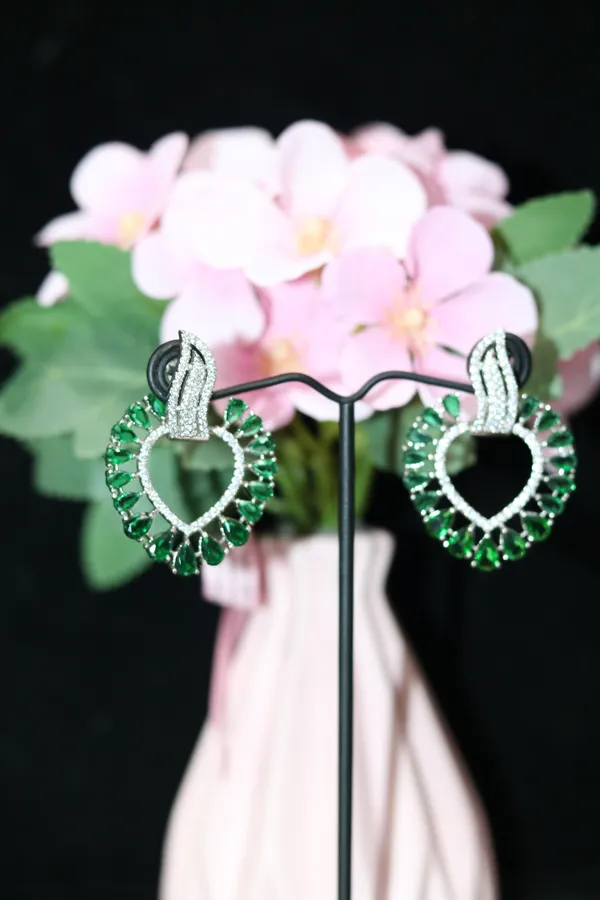 AD_EARINGS_WITH_GREEN_STONES
