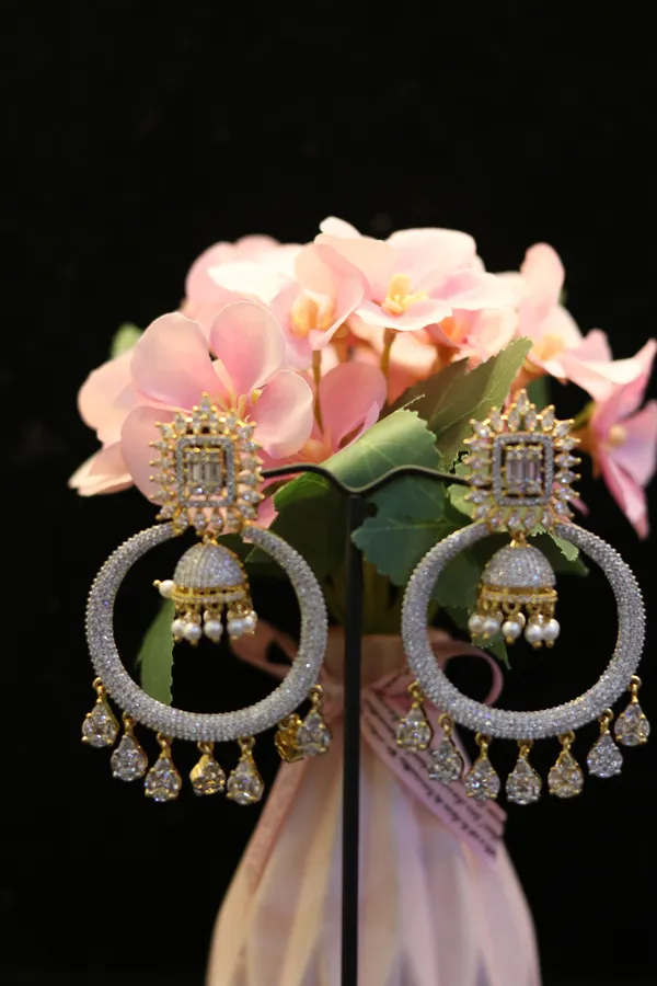 AD_EARING_WITH_GOLD_POLISH