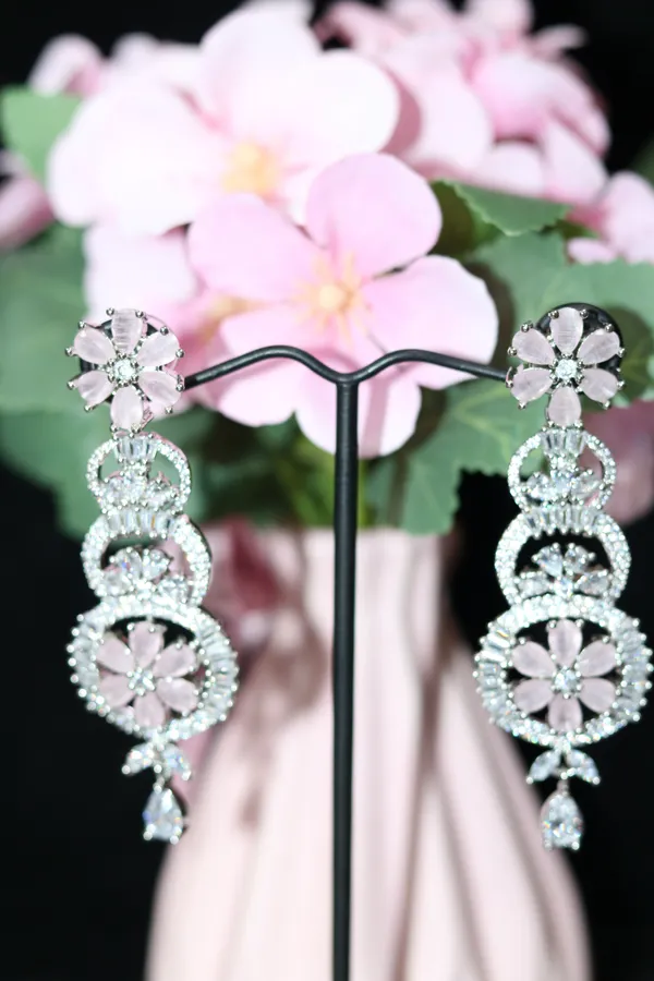 AD_EARING_WITH_PINK_STONES