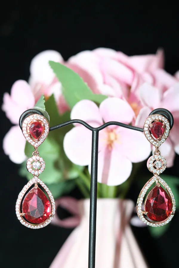 AD_EARING_WITH_RED_STONES