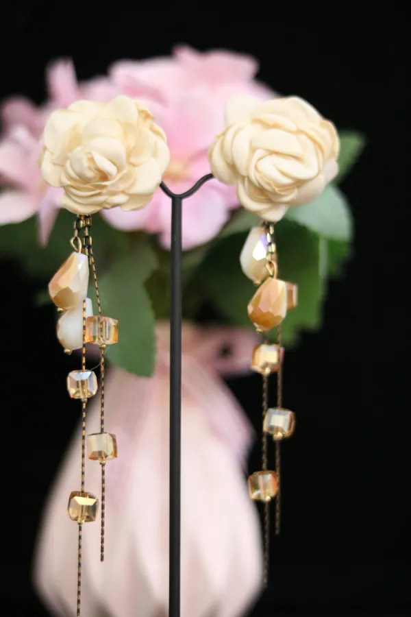 FLOWER_WESTERN_EARING;