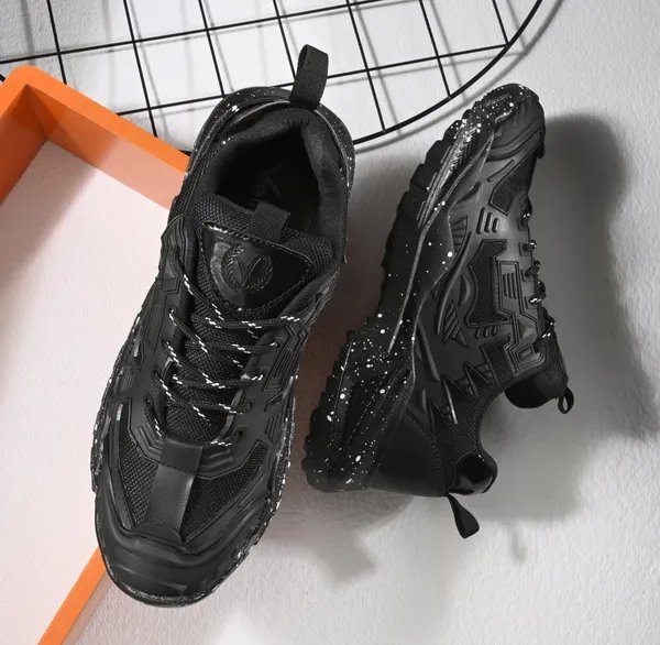 Black_Rubber_Sports_Wear_Shoes_For_Men