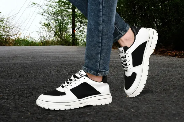 White_Synthetic_Leather_Shoe_For_Men