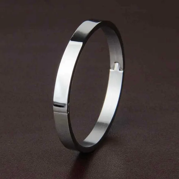 Silver_Bracelet_For_Men_|_Stainless_Steel_Silver_Kada_For_Men_Bracelets_Waterproof,_Anti-Tarnish_Bracelet,_Rust-Free,_Skin_Friendly