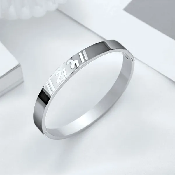 Silver_Bracelet_For_Men_Stainless_Steel_|_Shree_Ram_Kada_For_Men_Bracelets_,_Waterproof,_Anti-Tarnish_Bracelet,_Rust-Free,_Skin_Friendly_|_8_Mm_Bracelets_For_Men