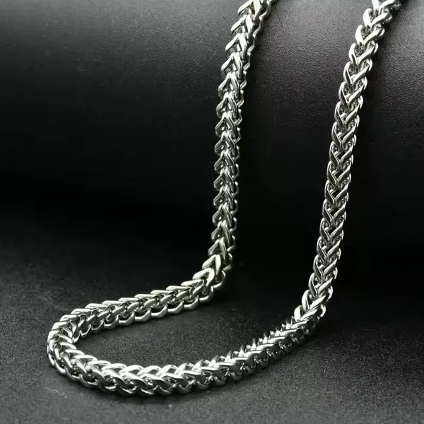Silver_Chain_For_Men_Waterproof,_Anti-Tarnish,_Rust-Free,_Skin_Friendly