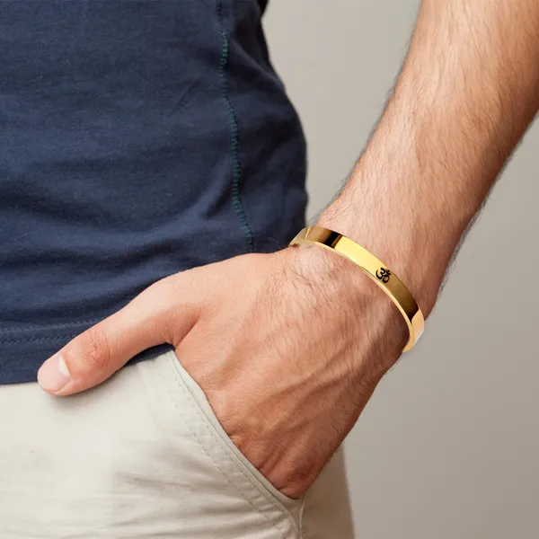 Stainless_Steel_Gold_Plated_Aum_Om_Kada_Bracelet_for_Men_-_Waterproof,_Anti-Tarnish