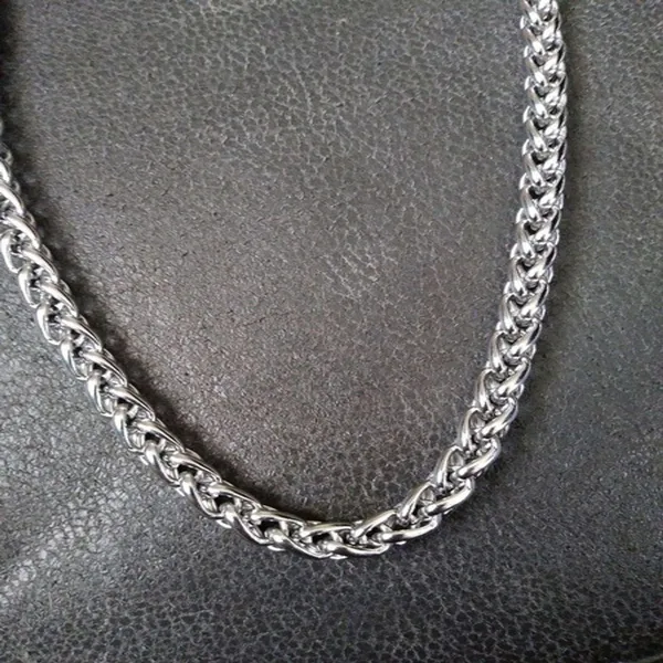 Silver_Chain_For_Men-__Waterproof,_Anti-Tarnish,_Rust-Free,_Skin_Friendly