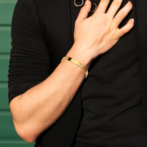 Gold_Bracelet_For_Men_Stainless_Steel_|_Shree_Ram_Kada_For_Men_Bracelets_,_Waterproof,_Anti-Tarnish_Bracelet_Golden,_Rust-Free,_Skin_Friendly_|_8_Mm_Bracelets_For_Men