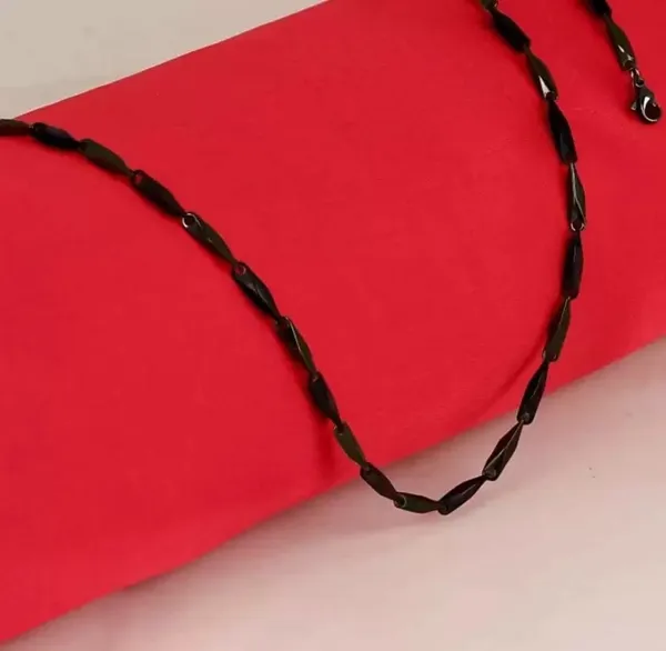 Black_Chain_For_Men-_Waterproof,_Anti-Tarnish,_Rust-Free,_Skin_Friendly