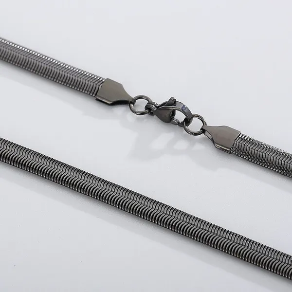 Black_Chain_For_Men_Waterproof,_Anti-Tarnish,_Rust-Free,_Skin_Friendly