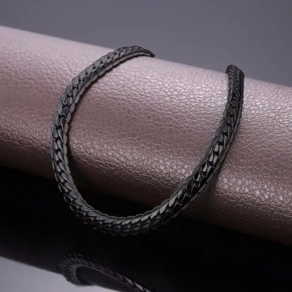 Black_Chain_For_Men_Waterproof,_Anti-Tarnish,_Rust-Free,_Skin_Friendly