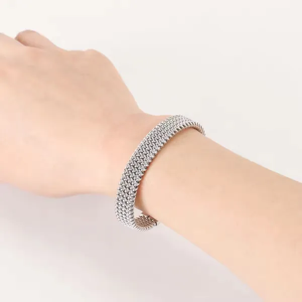 Silver_Kada_For_Men_Bracelet_,_Stainless_Steel_Cuff_Kada_Adjustable-_Waterproof,_Anti-Tarnish_Bracelet,_Rust-Free,_Skin_Friendly