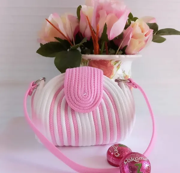 Pink-White_Jute_Handbag_-_Fiction_Style_Women's_Tote
