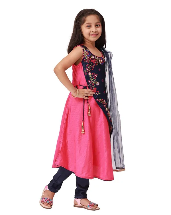 Pink_Ethnic_Churidar_Salwar_Suit_for_Kids