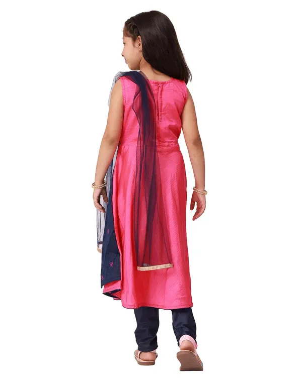 Pink_Ethnic_Churidar_Salwar_Suit_for_Kids