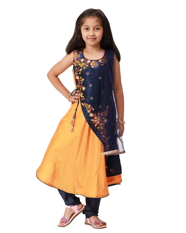Yellow_Ethnic_Churidar_Salwar_Suit_for_Kids