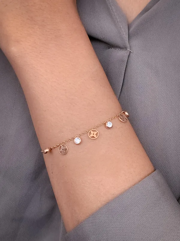 Rose_Gold_Bracelet_For_Women