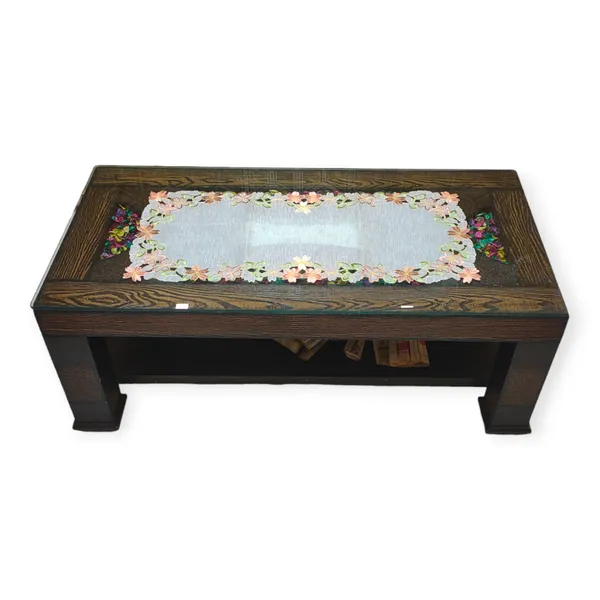 Brown_Tissue_Embroidery_Design_Centre_Table_Runner_[16x36_Inches]