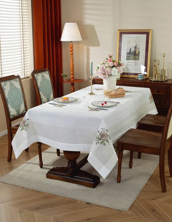 Brown_Linen_Embroidery_Design_Table_Cover