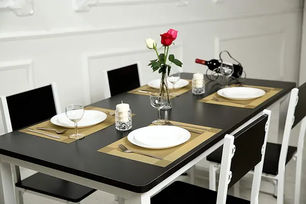 Pack_of_8_Gold_Pvc_Heat_Resistant_Dining_Table_Placemats-_[12x18_Inches]