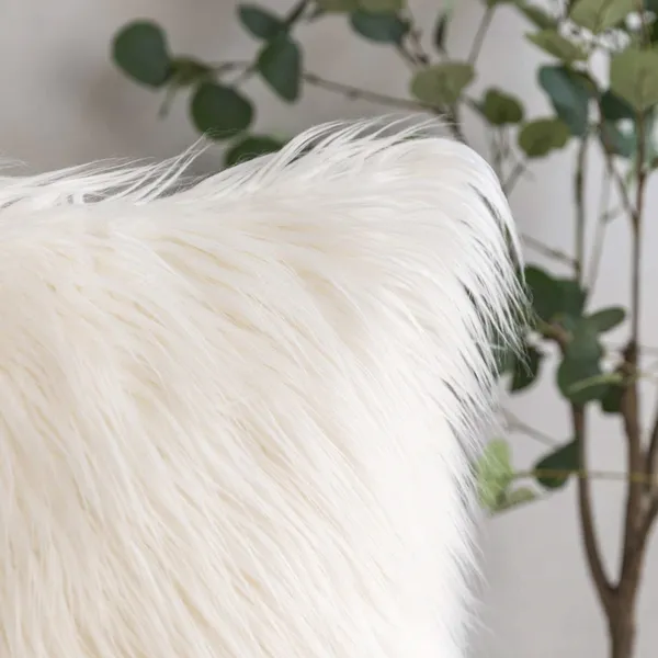 Cream_velvet_Long_Fur_Design_Cushion_Cover_1_Piece_[24x24_Inches]