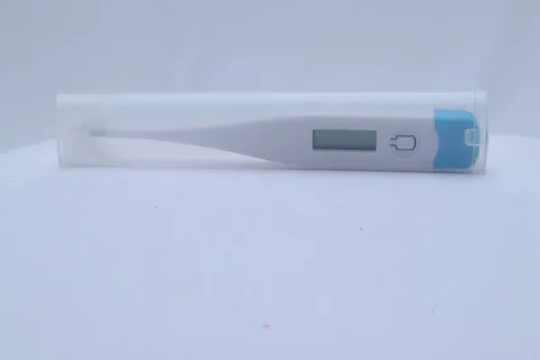 White_Thermometer_For_Health_&_Fitness
