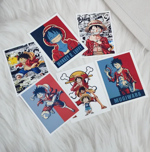 Combo_Pack_Of_4_White_Anime_Gift_Pack_|_Mug,_Keychain,_Ceramic_Tile_With_Stand_&_6_Mini_Posters_|_The_Ultimate_Naruto,_Goku,_Luffy,_Itachi_Anime_Fans_Collection._(Anime_-_Monkey_D_Luffy)