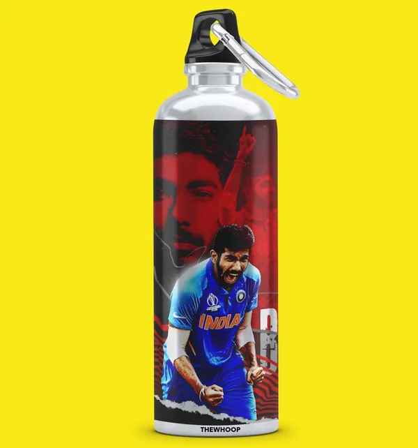 Combo_Pack_Of_6_White_Printed_Indian_Cricketers_Gift_|_Mug,_Sipper_Bottle,_Keychain,_Sunglass,_Cap,_Greeting_Card,_Birthday_Gift_Set_For_Cricket_Fans_(Jasprit_Bumrah)