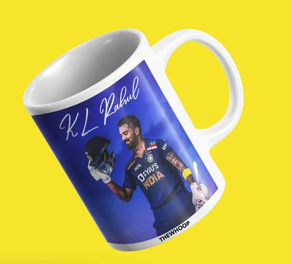 Combo_Pack_Of_6_White_Printed_Indian_Cricketers_Gift_|_Mug,_Sipper_Bottle,_Keychain,_Sunglass,_Cap,_Greeting_Card,_Birthday_Gift_Set_For_Cricket_Fans_(Kl_Rahul)