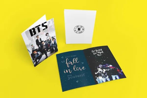 Combo_Pack_Of_6_White_Printed_Bts_Boys_Group_Army_Kpop_Gift_|_Mug,_Sipper_Bottle,_Keychain,_Sunglass,_Cap,_Greeting_Card,_Birthday_Gift_Set_For_Bts_Fans