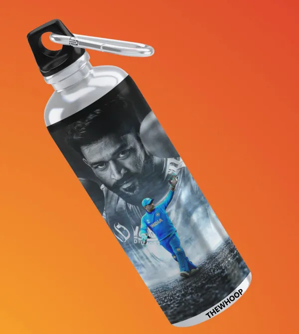 Combo_Pack_Of_6_White_Printed_M.S._Dhoni_Gift_|_Mug,_Sipper_Bottle,_Keychain,_Sunglass,_Cap,_Greeting_Card,_Birthday_Gift_Set_For_Ms_Dhoni_Fans
