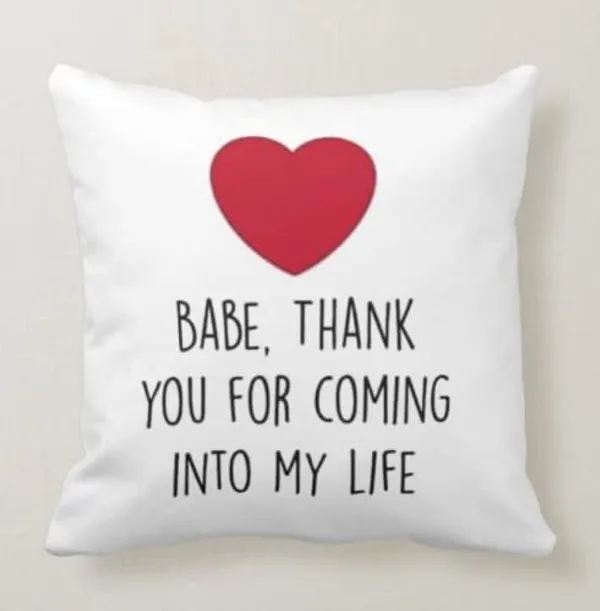 Combo_Pack_Of_4_White_Valentines_Gift_|_1_Cushion,_1_Mug,_1_Keychain,_1_Gift_Card_Gift_For_Couples_(Babe_Thank_U_Cushion)