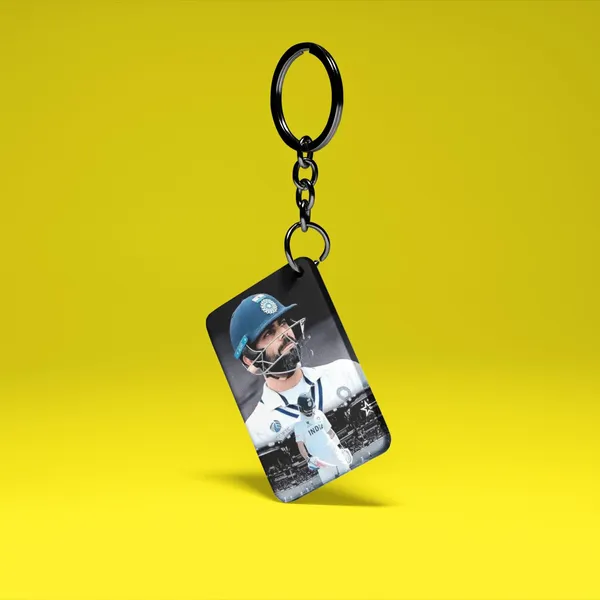 Combo_Pack_Of_2_Off_&_White_Virat_Kohli_Printed_Sipper_750_Ml_Aluminium_Bottle_&_Keychain_Combo_With_Holding_Grip_Feature_|_Office,_Gym_&_School_Water_Bottle_Best_Gift_Virat_Kohli_Fans_&_Cricket_Lovers