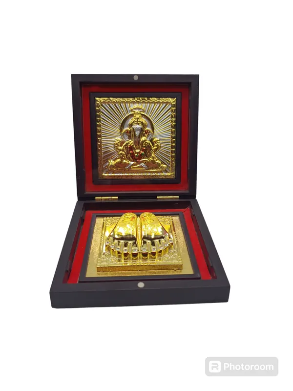 Brown_Premium_Gold_Metal_Ganeshji_Idol_For_Home/_Office_Decor
