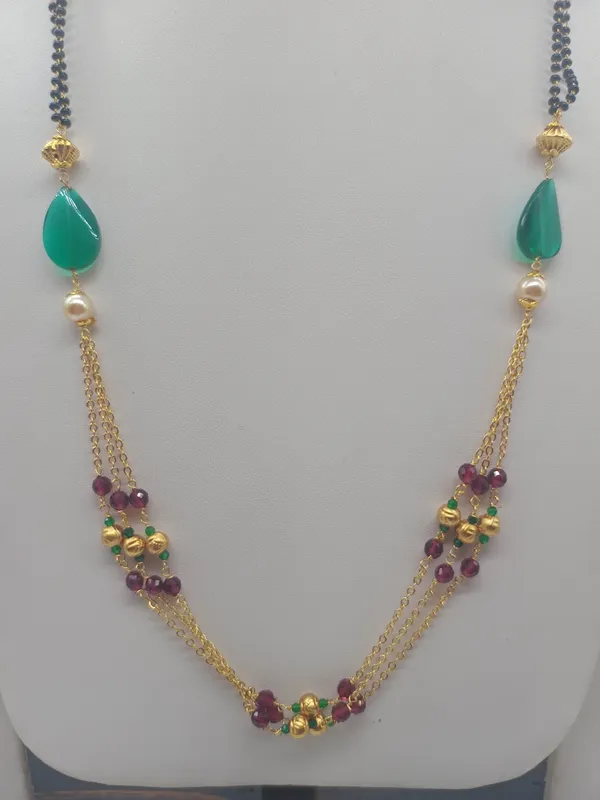Gold_Delicate_Mangalsutra_Dokiya_For_Women